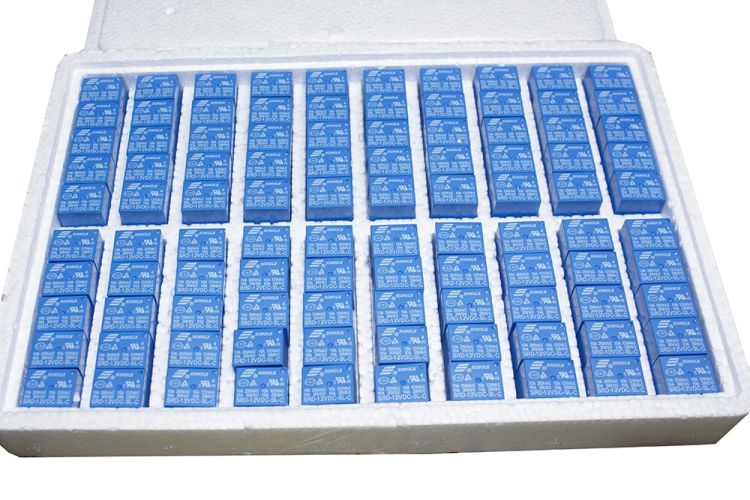 SRD-12VDC-SL-C - реле электромагнитное (DC 12В, 1хC {SPDT} 10A/250В AC, PCB_DIP-5) - производство SONGLE