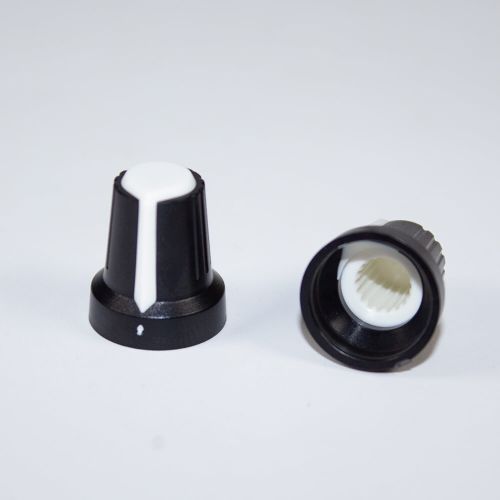 AG2-White15 - пластиковая ручка H=15мм для потенциометра с круглым/шлицевым валом Ø6мм (белый колпачок, усеченный конус Ø15хØ10мм)