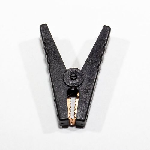 Пластиковый зажим типа "Крокодил" (12В/100А, 1200Вт, ABS, 96мм)