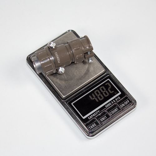 P20K2Q розеточный штеккер на кабель (2*2.5мм)