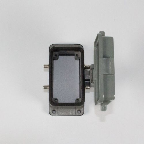 H10B-AD-4B - корпус низкий для разъема HE-010-M/F на панель, с крышкой (IP65, 94х61х46мм) - производство HAOGNCN