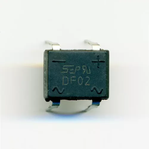 DF02 – мостовой выпрямительный диод (DIP-4)