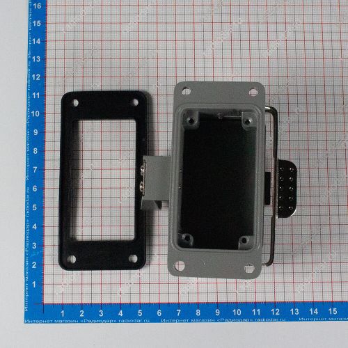 H10B-AD-LB - корпус низкий для разъема HE-010-M/F на панель, с крышкой и фиксатором (IP65, 94х78х46мм) - производство HAOGNCN