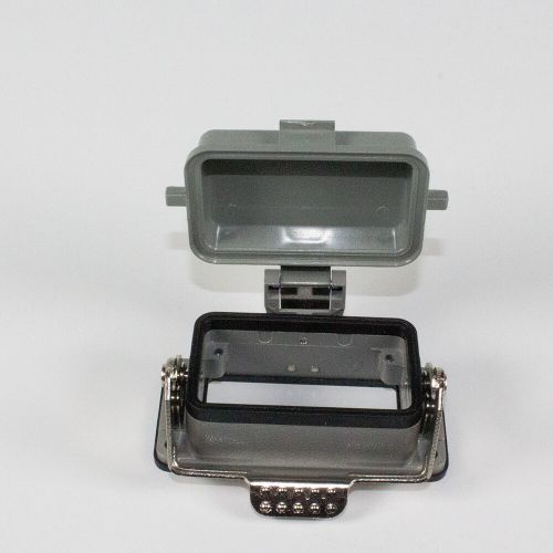 H10B-AD-LB - корпус низкий для разъема HE-010-M/F на панель, с крышкой и фиксатором (IP65, 94х78х46мм) - производство HAOGNCN