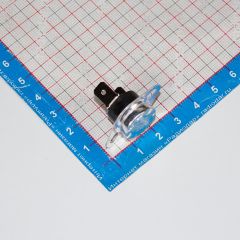 KSD301NC-45-16FCV - биметаллический термостат нормально замкнутый с фиксированным фланцем и ручным сбросом (45°С, 250В, 16А, вертикальные 6.3х0.8мм_QC-2)