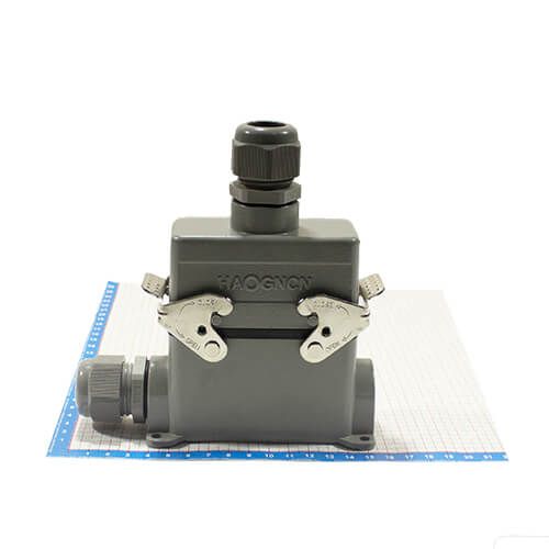 HDC-HE-016-4 - комплект вилочный штекер на кабель + розеточное гнездо на панель в модификации №4