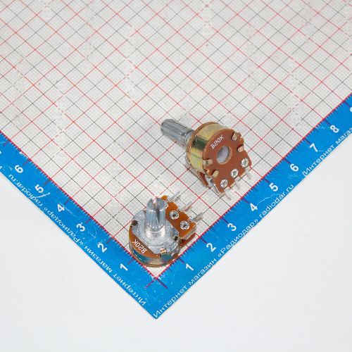 WH148-2-B20K-20 - сдвоенный поворотный потенциометр с шлицевым металлическим валом 20мм_Ø6мм (20КОм, линейный, 1-оборотный, 30х18х25мм, DIP-6)