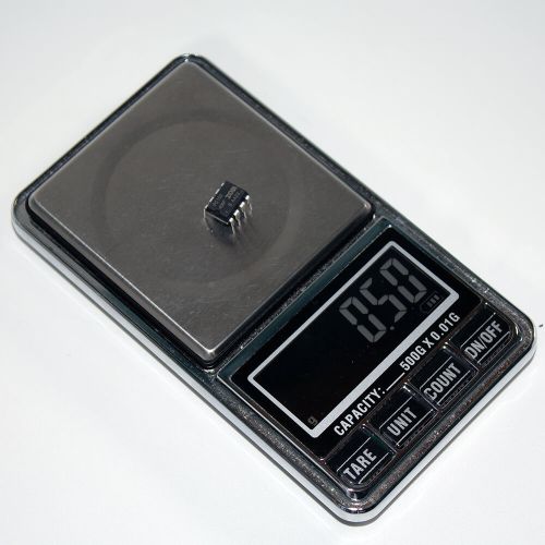 IR2153PBF - полумостовой драйвер верхнего и нижнего плеча с автогенератором (10В÷15.6В, выход до 600В/200мА, 20кГц÷100кГц, PDIP-8) - оригинал INFINEON