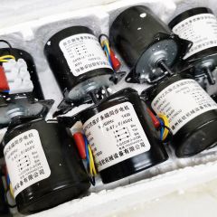 Двигатель с редуктором и звездочкой для поворота лотка яиц (220В, 14Вт, 2.5об/мин)