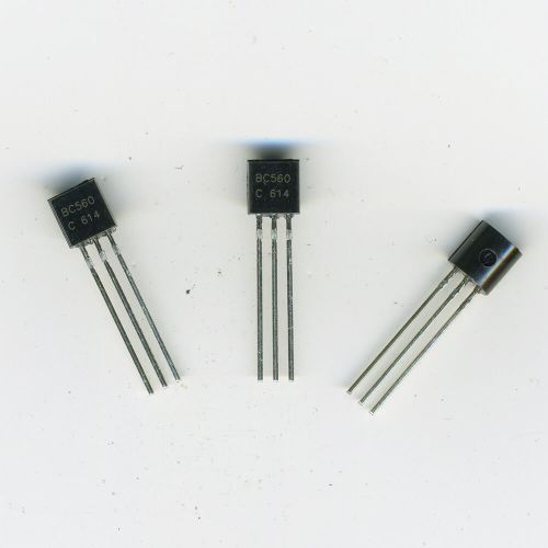 BC560C - транзистор PNP биполярный (кэ-45В, бэ-5В, 100мА, коэффициент усиления по току 420/800, до 100МГц, TO-92) - оригинал JSCJ