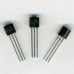 BC550C - биполярный NPN транзистор (45В, 0.1А, 100МГц, TO-92) - оригинал Fairchild