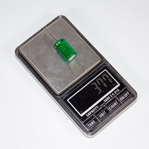 ELUM 22UF250V NP - неполярный электролитический конденсатор (22мкФ/250В, 105°С, алюминиевый, радиальный, Ø13хL20мм)