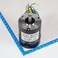 JSS57BYB074B030X-02 - бесщеточный BLDC двигатель (24В, 5.3А, 100Вт, 0.32Нм, 3000об/мин) - производства HLTNC