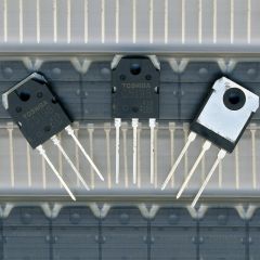 2SC5198-O - биполярный NPN транзистор (140В, 10А, 100Вт, TO-3P, C5198) - оригинал Toshiba