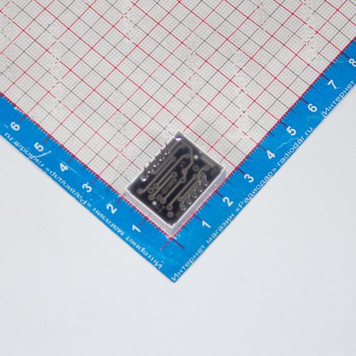 5621BS-1 - 2*битный, 7-сегментный LED-индикатор красного свечения 0.56''/14.2мм (общий анод, 25х19мм, DIP-10)