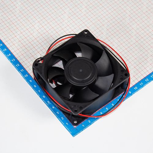 LD249238S - бесщеточный 7-лопастной вентилятор 92*92*38 мм (24В, 0.35А) - производство LANGJIE