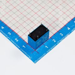 OJE-SS-124DM - миниатюрное реле электромагнитное (DC 24В/450мВт, 1хA {SPST-NO} 5A/250В AC, флюсонепроницаемое, 3кВ, TE Connectivity, 18.2х10.2х14.7мм, DIP-4)