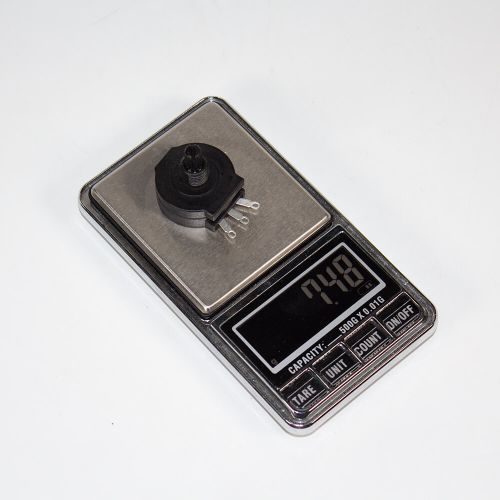 RVS28S-B333-K16 - переменный резистор для сварочных (33кОм, 2Вт, 3 выв.) - производство HEYE