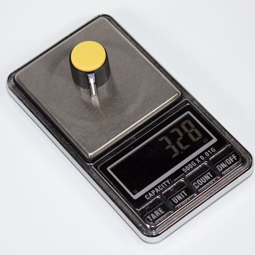 Ручка цилиндрическая для потенциометров, универсальная с желтой крышкой (диафрагма Ø6мм, носик указателя с белой насечкой, черный пластик)