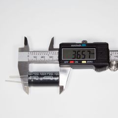 150 мкФ * 400 В - электролитический конденсатор серии KM (150uF/400V, 20%, +105°C, Ø18*36мм) - производство ChengX