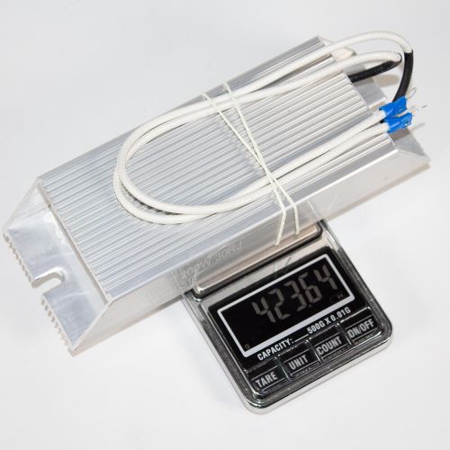 RXLG200W30RJ - тормозной резистор в алюминиевом корпусе (30 Ом, 200 Вт, 2-провода Ø1.5*L=300мм, 165х60х30мм) - производство Suzhou RTC