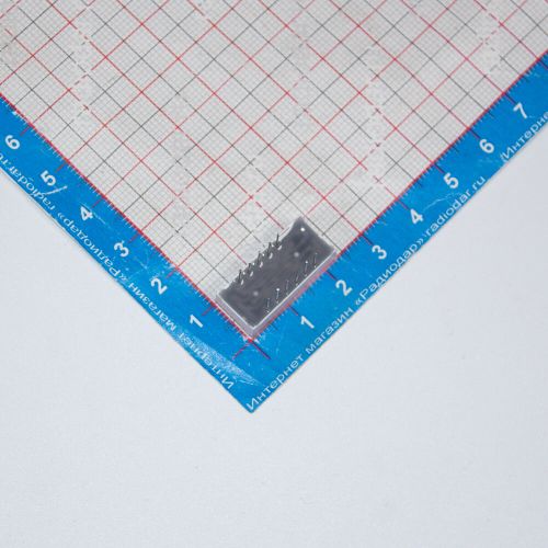 2381AS-1 - 3*битный, 7-сегментный LED-индикатор красного свечения 0.28''/7.1мм (общий анод, 22.5х10.3мм, DIP-10)