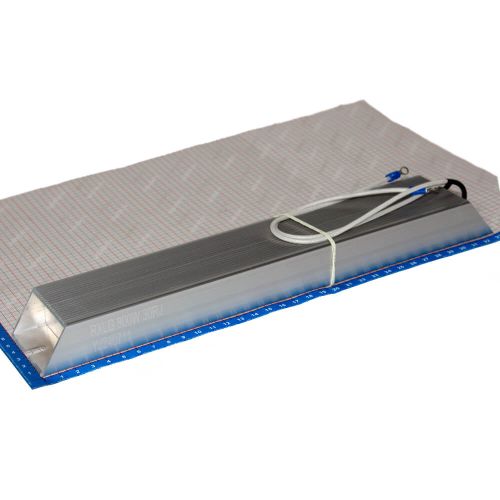 RXLG800W30RJ - тормозной резистор в алюминиевом корпусе (30 Ом, 800 Вт, 2-провода Ø1.5*L=300мм, 330х60х30мм)