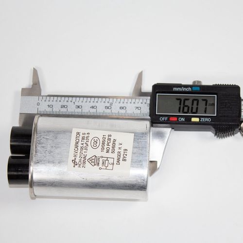 HCH-212105A - конденсатор высоковольтный (1.07мкФ±3%, 2100В AC, 10МОм, 50х33х90мм, QC-2*2) - производство Elcomtec